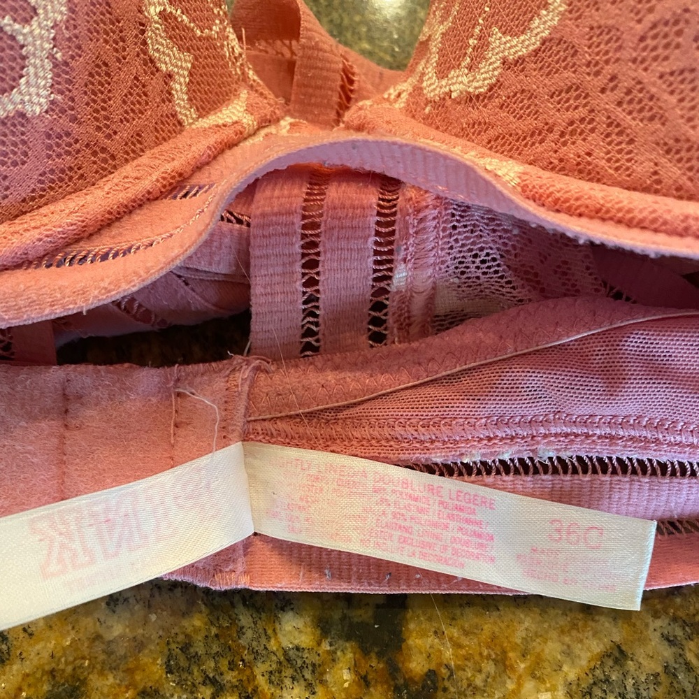 Victorias Secret Pink 36C Bra - Picture 2 of 3
